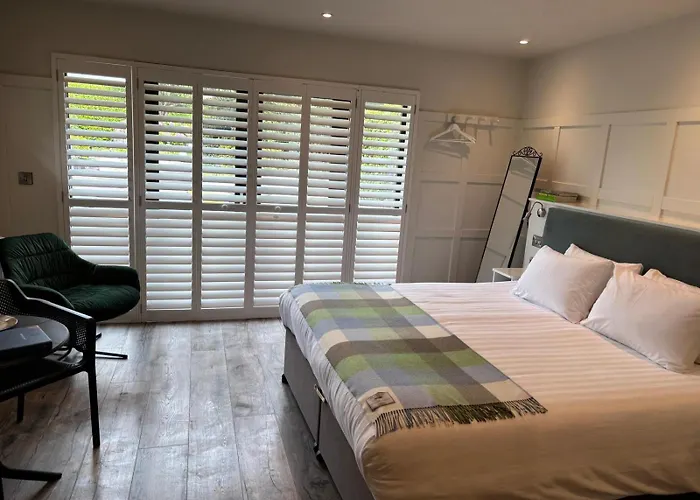 Quinlan & Cooke Boutique Townhouse And Qcs Seafood Restaurant Hotel Cahersiveen