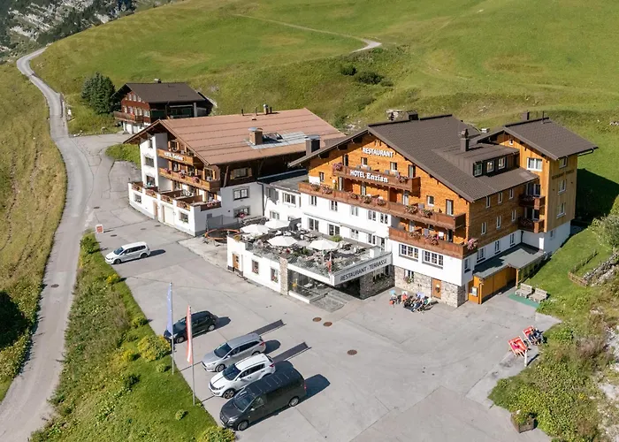 Sporthotel Enzian