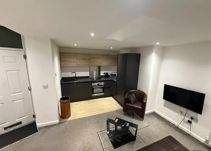 Premier Serviced Apartmetns Oldham Road Manchester