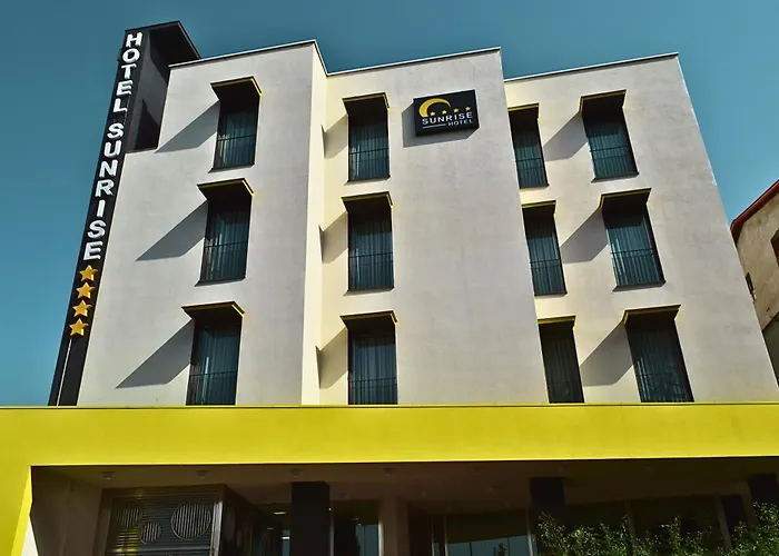 Sunrise Hotel