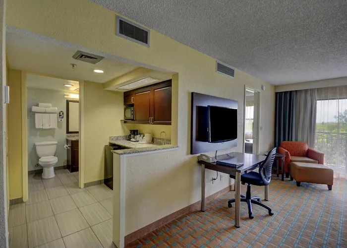 Holiday Inn Express Hotel & Suites Ft. Lauderdale-Plantation By Ihg