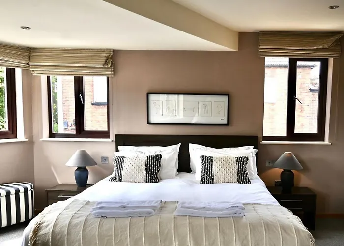 Bakery B&B, Tatsfield