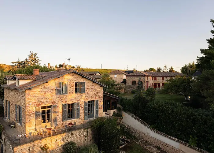 Logis Hôtel et Spa le Savigny