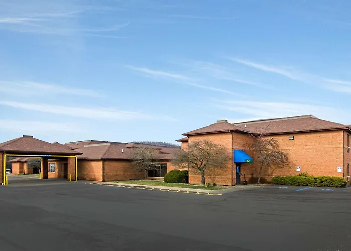 Quality Inn Summersville - New River Area