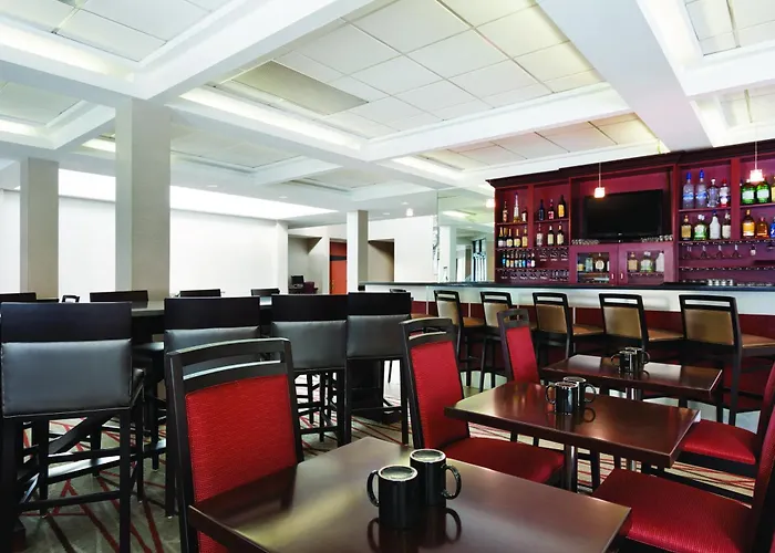 Radisson Akron-Fairlawn Copley Montrose
