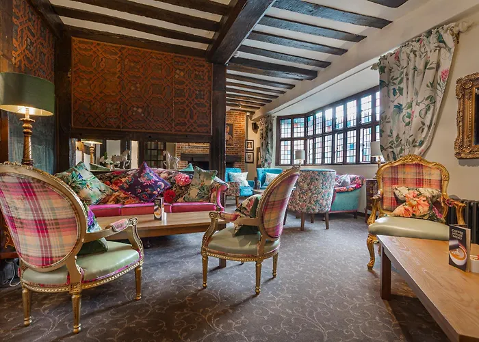 White Horse , , Hampshire - The Coaching Inn Group