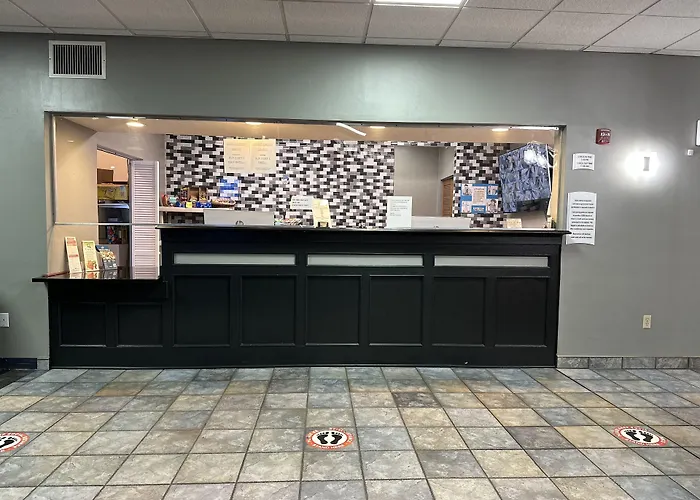 Inn & Suites