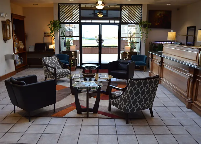 Ramada By Wyndham Arcata Hotel