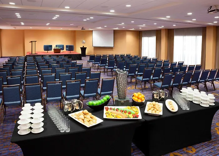 Courtyard By Marriott Toronto Northeast/Markham