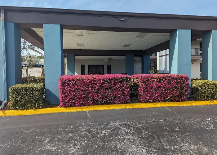 Quality Inn Pelham I-65 Exit 246
