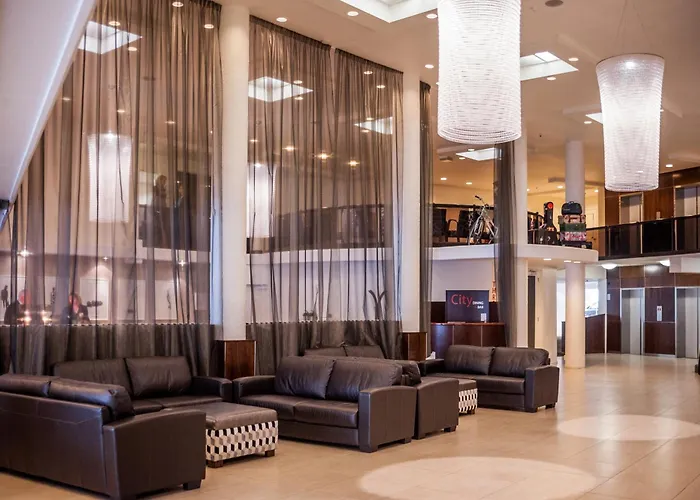 West Plaza Hotel