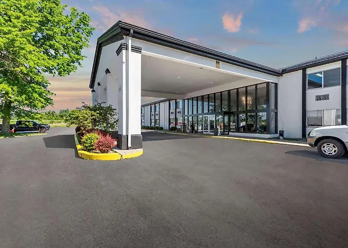 Days Inn By Wyndham Erie