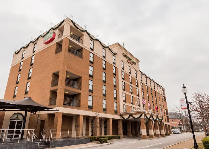 Courtyard By Marriott Springfield Downtown