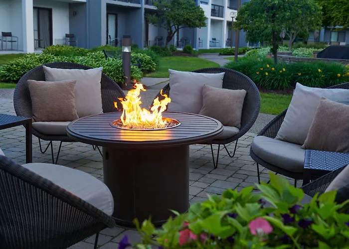 Courtyard By Marriott Detroit Troy
