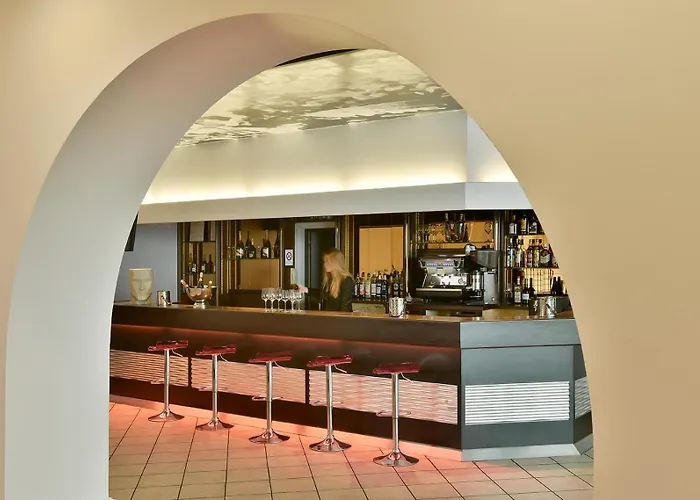 Hotel Arles Plaza
