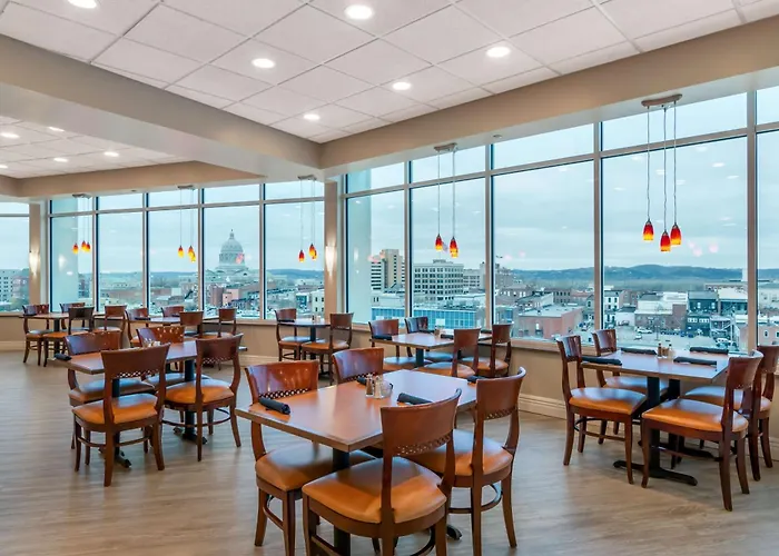 Doubletree By Hilton Jefferson City