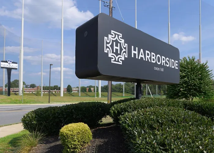 Harborside Hotel