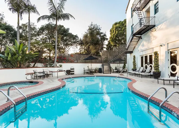 Montecito Inn