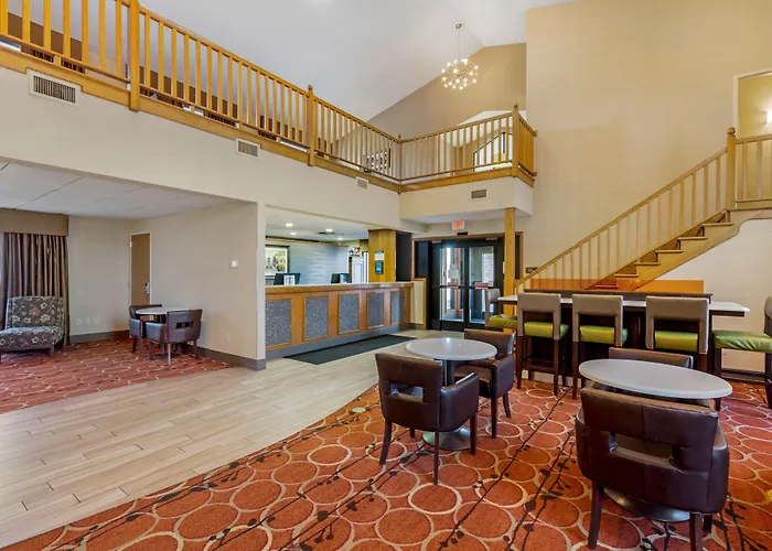 Best Western Falcon Plaza - Bowling Green