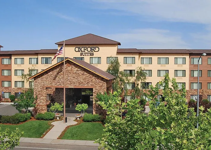 Oxford Suites Chico