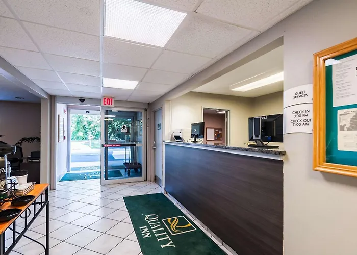 Quality Inn Solomons - Beacon Marina