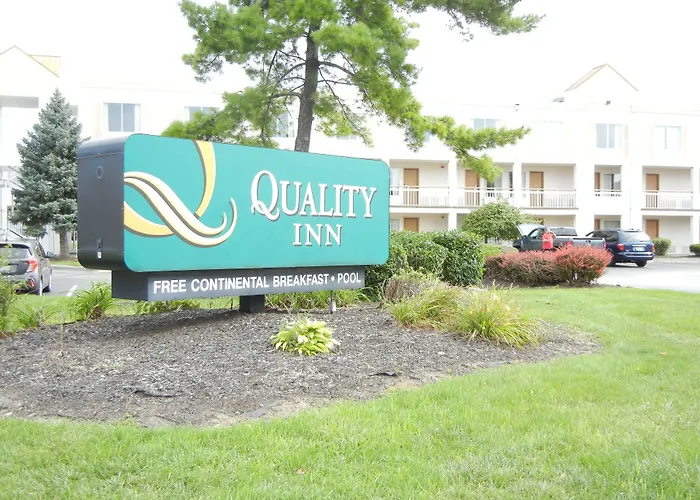 Quality Inn Holland - Toledo