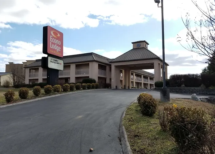 Econo Lodge Inn & Suites Knoxville East