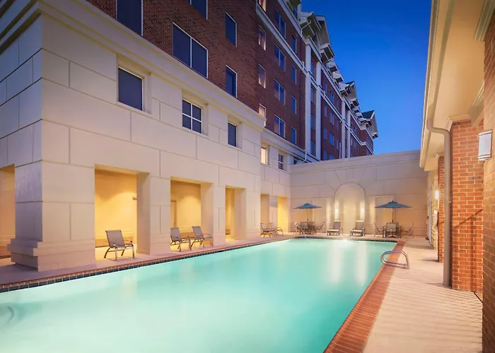 Doubletree By Hilton Atlanta/Roswell - Alpharetta Area Hotel