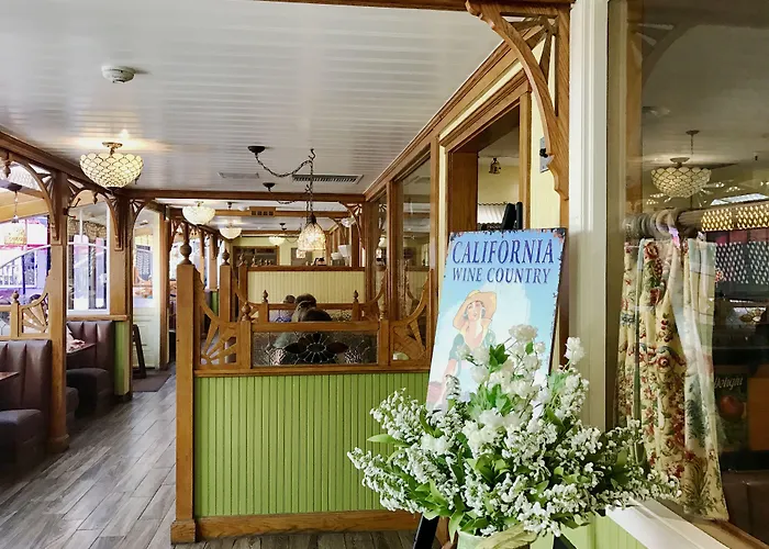 Apple Farm Inn