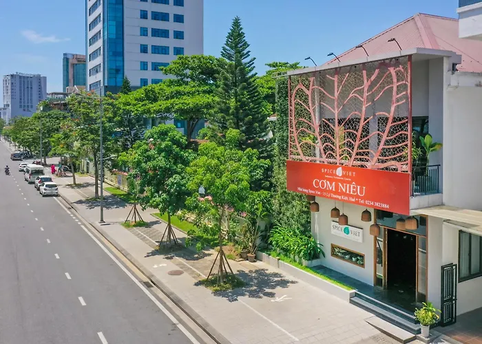ÊMM Hotel Hue