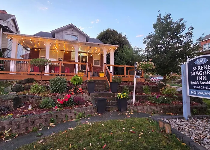 Serene Niagara Inn