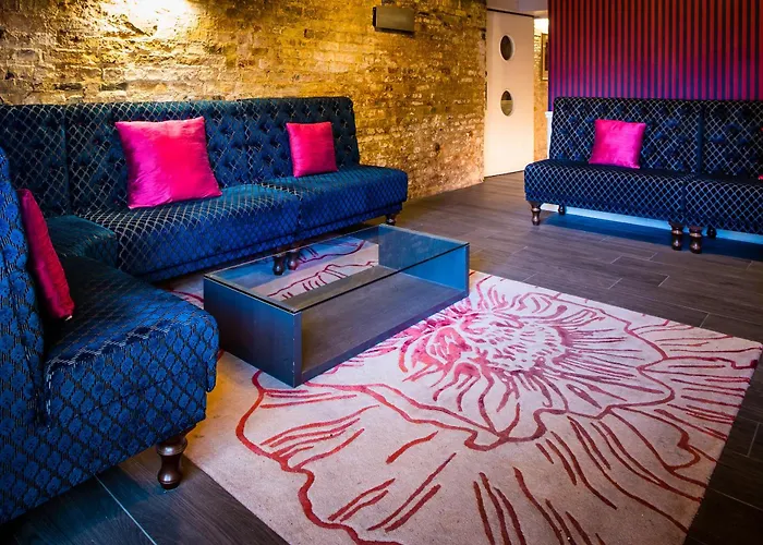 The Varsity Hotel & Spa