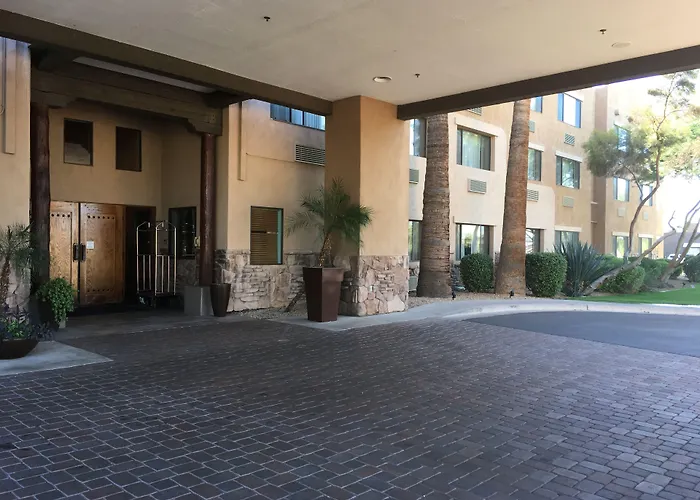 Red Lion Inn & Suites Goodyear