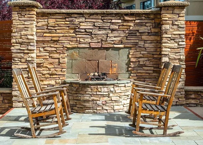 The Lodge At Tiburon