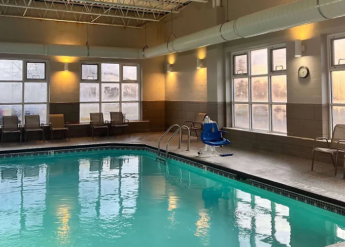 La Quinta By Wyndham Detroit Utica