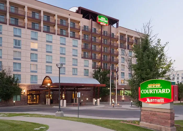 Courtyard By Marriott Denver Airport