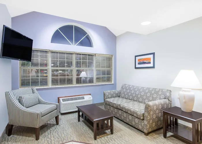 Microtel Inn & Suites By Wyndham