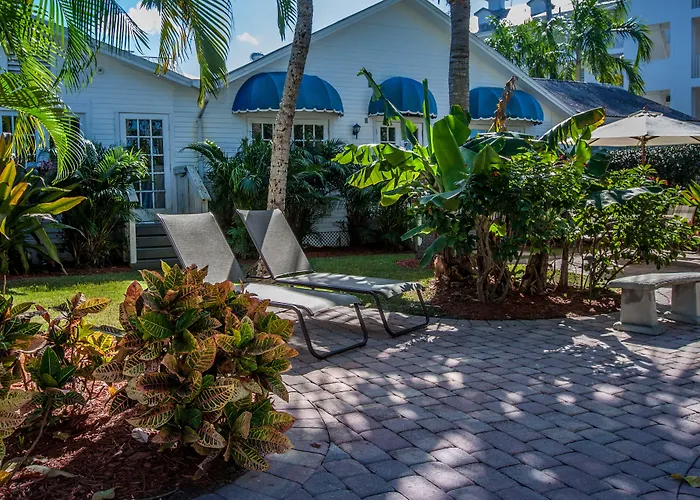 Olde Marco Island Inn And Suites