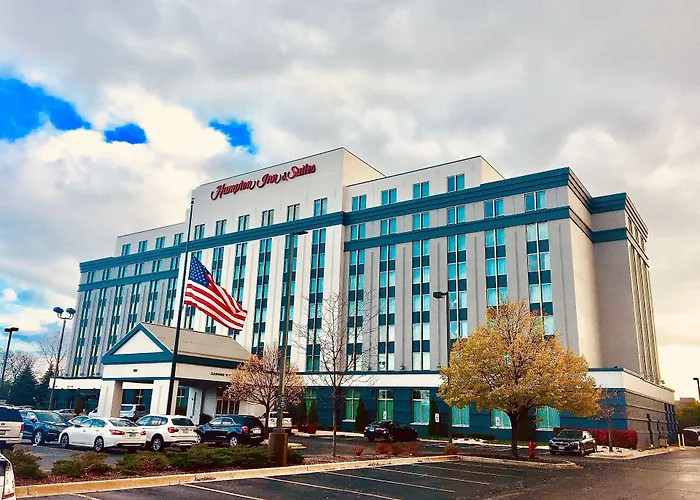 Hampton Inn & Suites Chicago North Shore