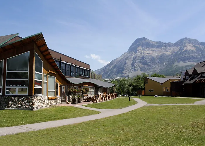 Waterton Lakes Lodge Resort