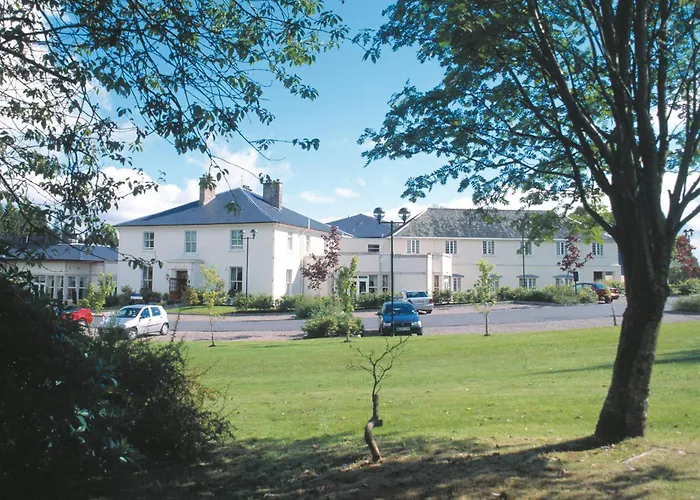 Macdonald Crutherland House