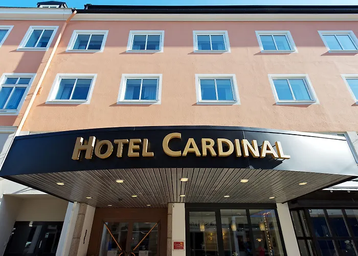 Home Hotel Cardinal
