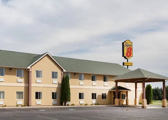 Super 8 By Wyndham Huntington
