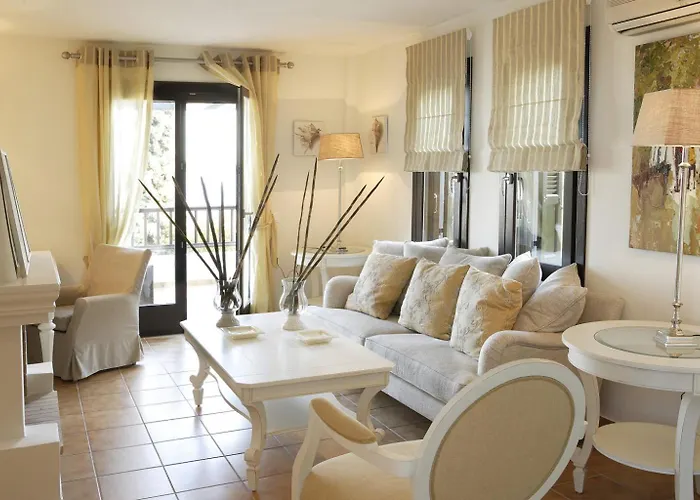 Aegean Suites, Santikos Collection (Adults Only) Megali Ammos 