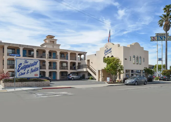 Edgewater Inn And Suites