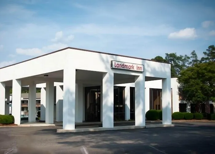 Landmark Inn