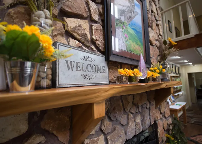Bluegreen Vacations Blue Ridge Village, An Ascend Collection Resort Banner Elk