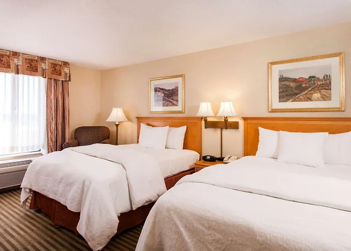 Hampton Inn & Suites Addison