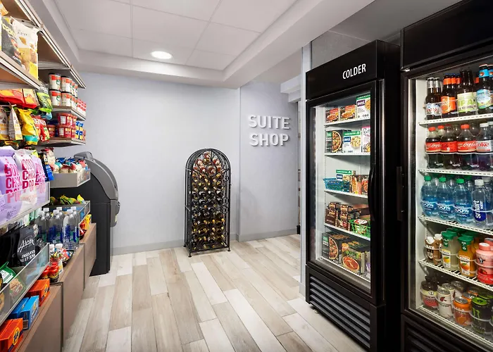 Homewood Suites By Hilton Manchester/Airport