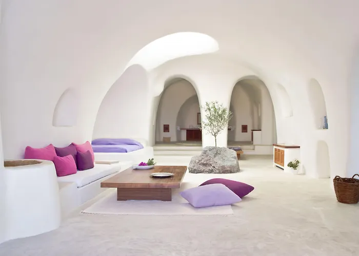 Perivolas Hotel Oia 